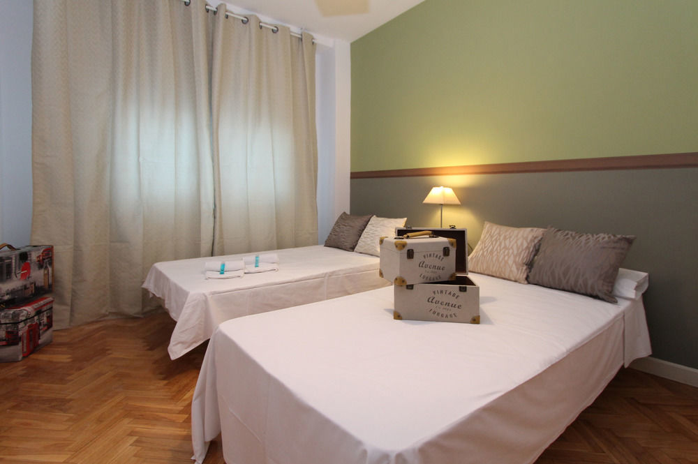 Apartamentos Goyescas Deco Madri Exterior foto