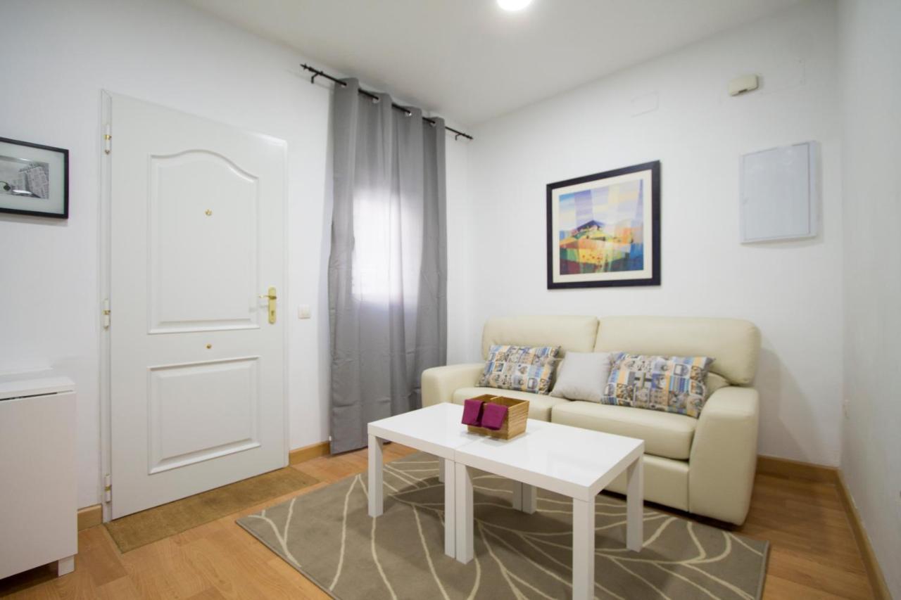 Apartamentos Goyescas Deco Madri Exterior foto